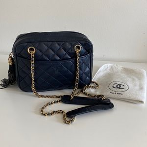 Vintage 1970s Chanel handbag